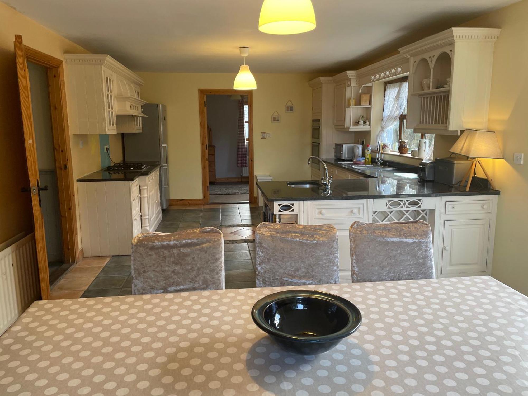 Letterfrack Mountain Farm Cottage On Farm In Village Centre 외부 사진