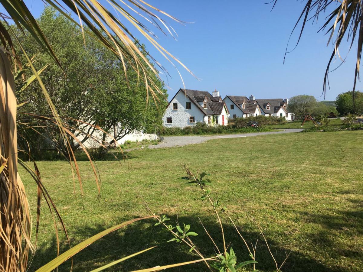 Letterfrack Mountain Farm Cottage On Farm In Village Centre 외부 사진